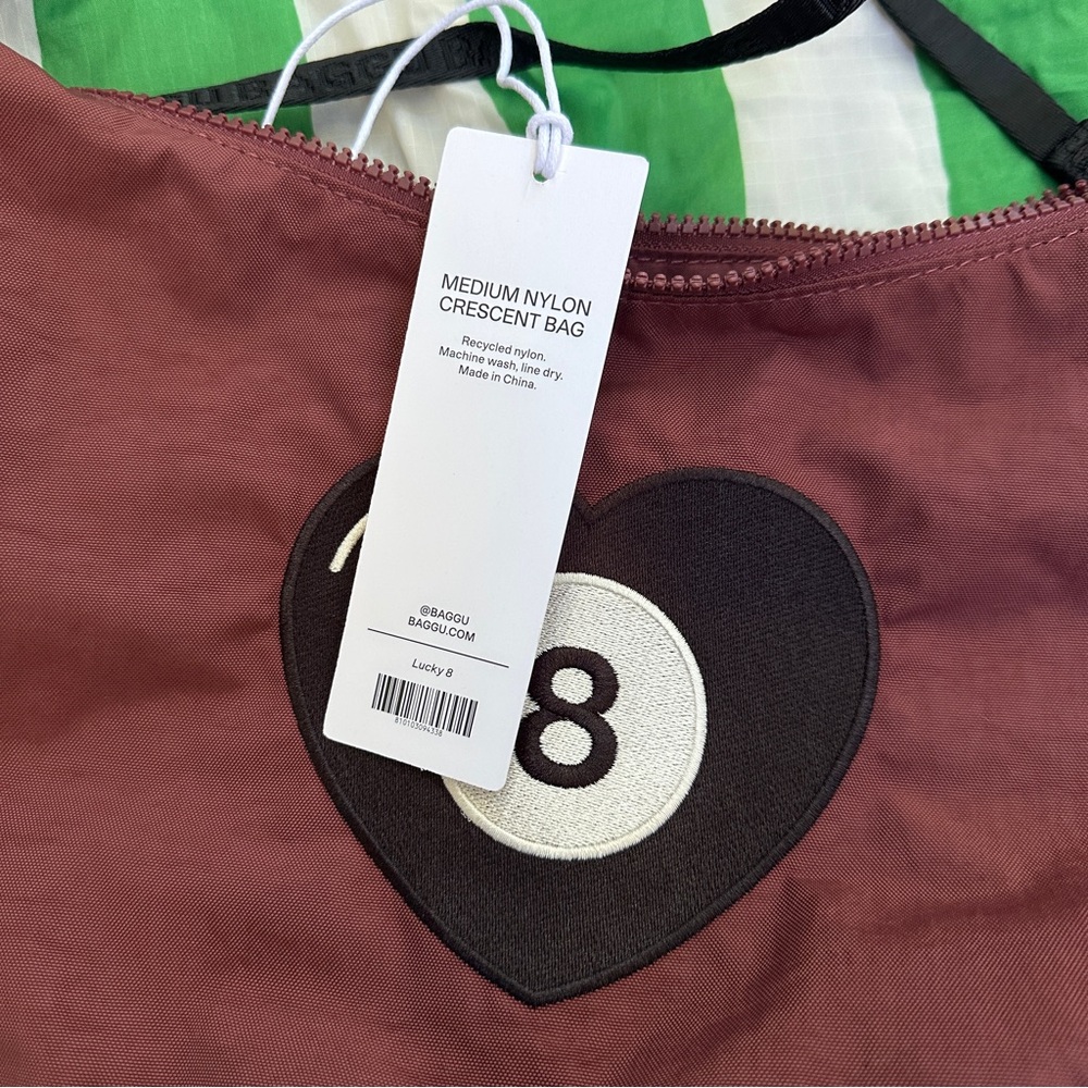 BAGGU urban outfitters exclusive lucky 8ball medium crescent - Picture 3 of 4
